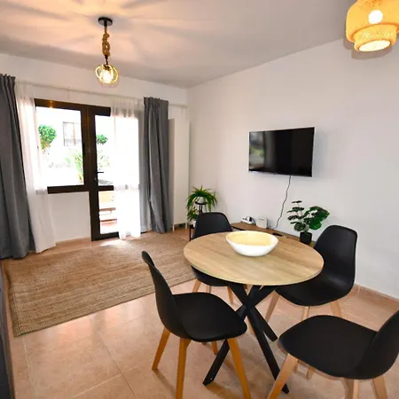 Book Jet - Oasis Dunas Style & Wifi Corralejo